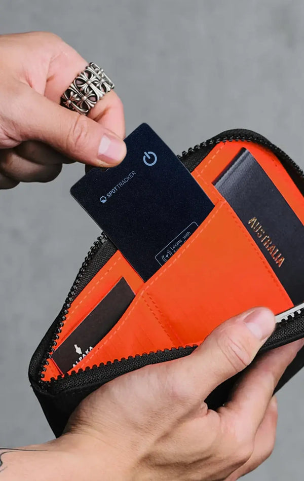 The smart card that tracks your belongings everywhere via Apple Find My